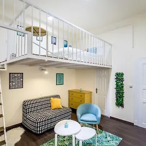bpr-turquoise-simplicity-apartment.inbudapesthotels.com/