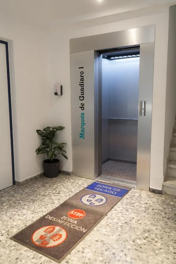 Marques De Guadiaro 1 Apartamentos 말라가 아파트
